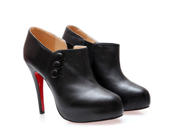 Ann Ankle Boot